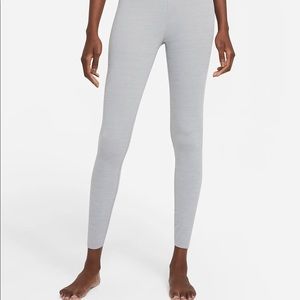 Nike Yoga Luxe Women's Infinalon 7/8 Tights